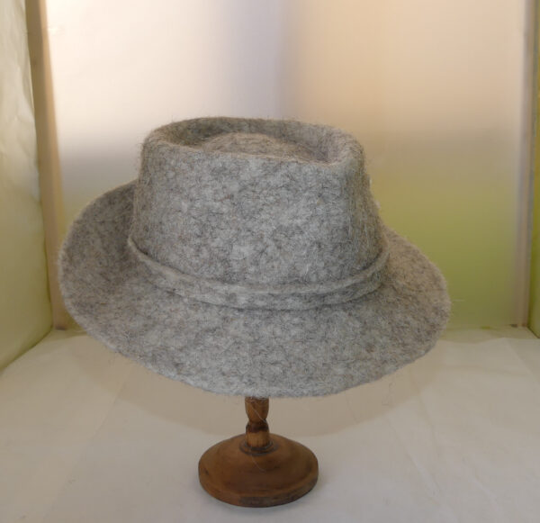 chapeau gris en feutre mixte