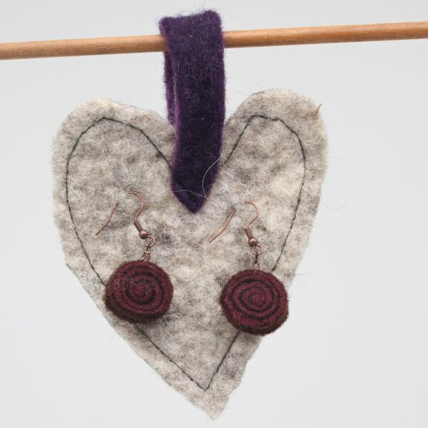 Boucles d'oreilles feutrés en laine Bergschaf – Image 6