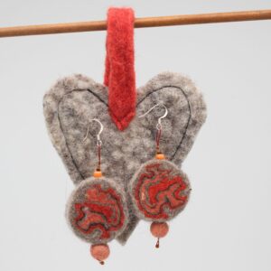 Boucles d'oreilles feutrés en laine Bergschaf